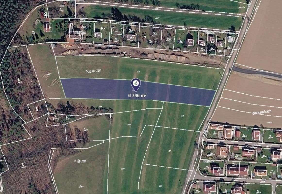 Prodej pozemku 6746 m²