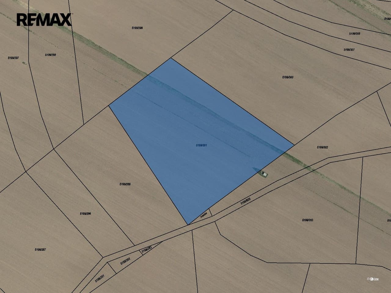 Prodej pozemku 1550 m²