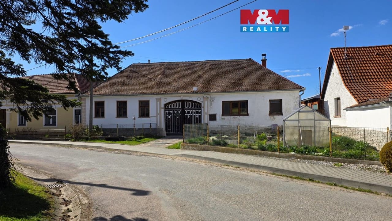 Prodej nemovitosti 140 m²