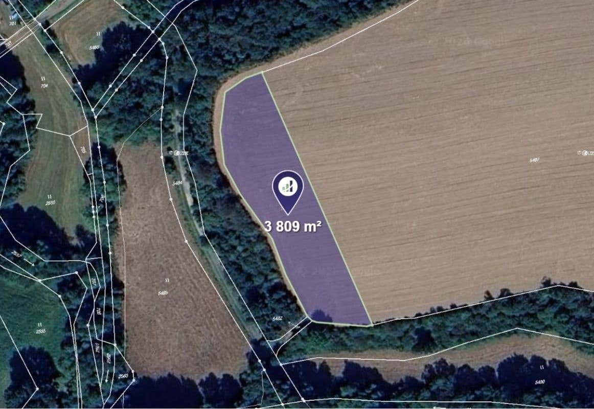 Prodej pozemku 2539 m²