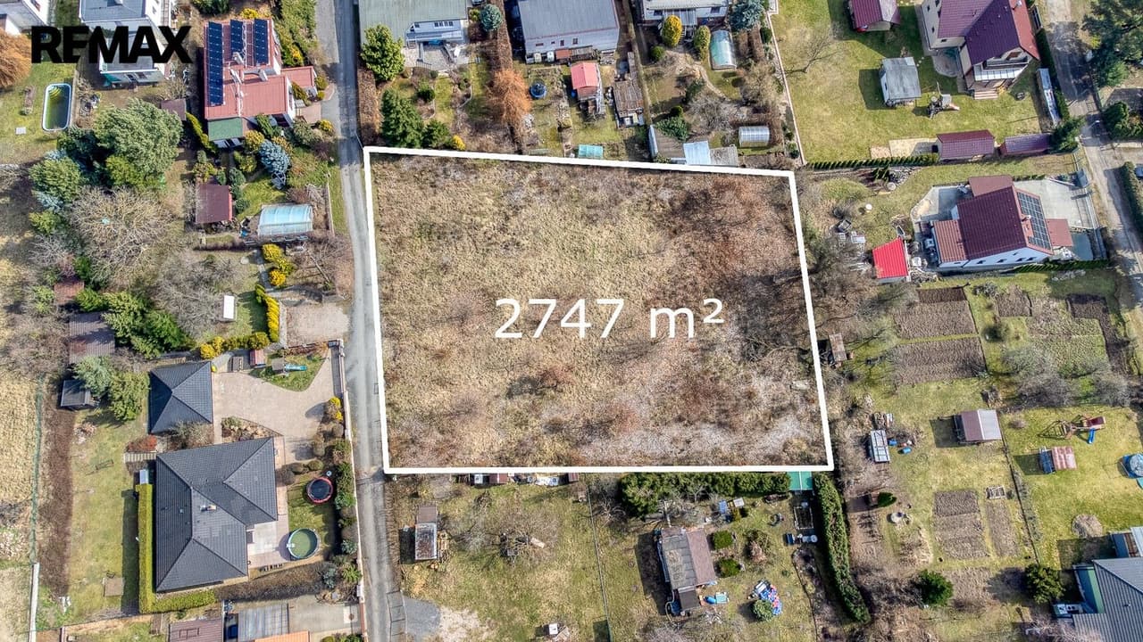 Prodej pozemku 2747 m²