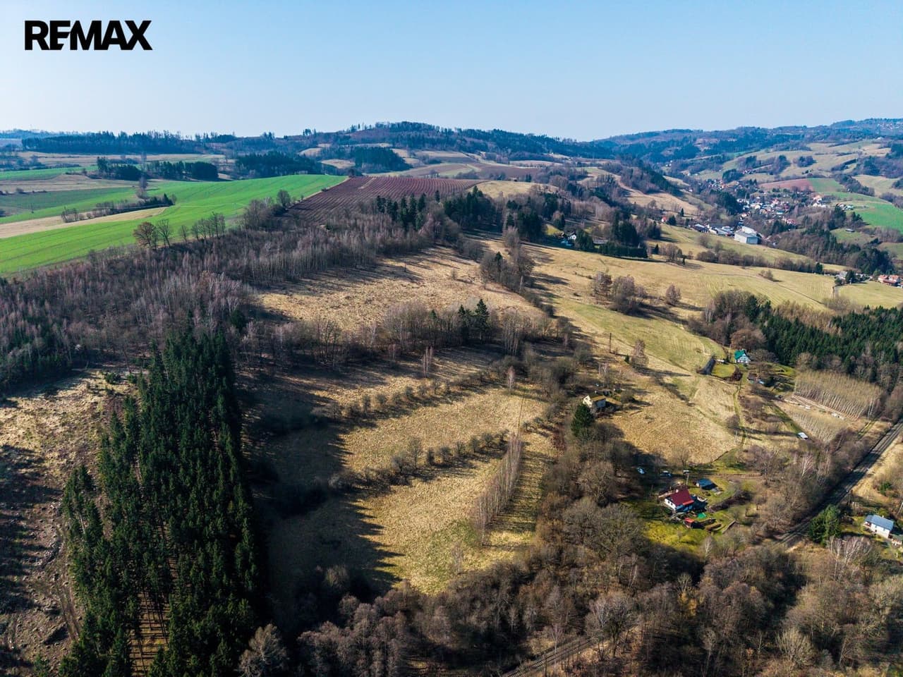 Prodej pozemku 108290 m²
