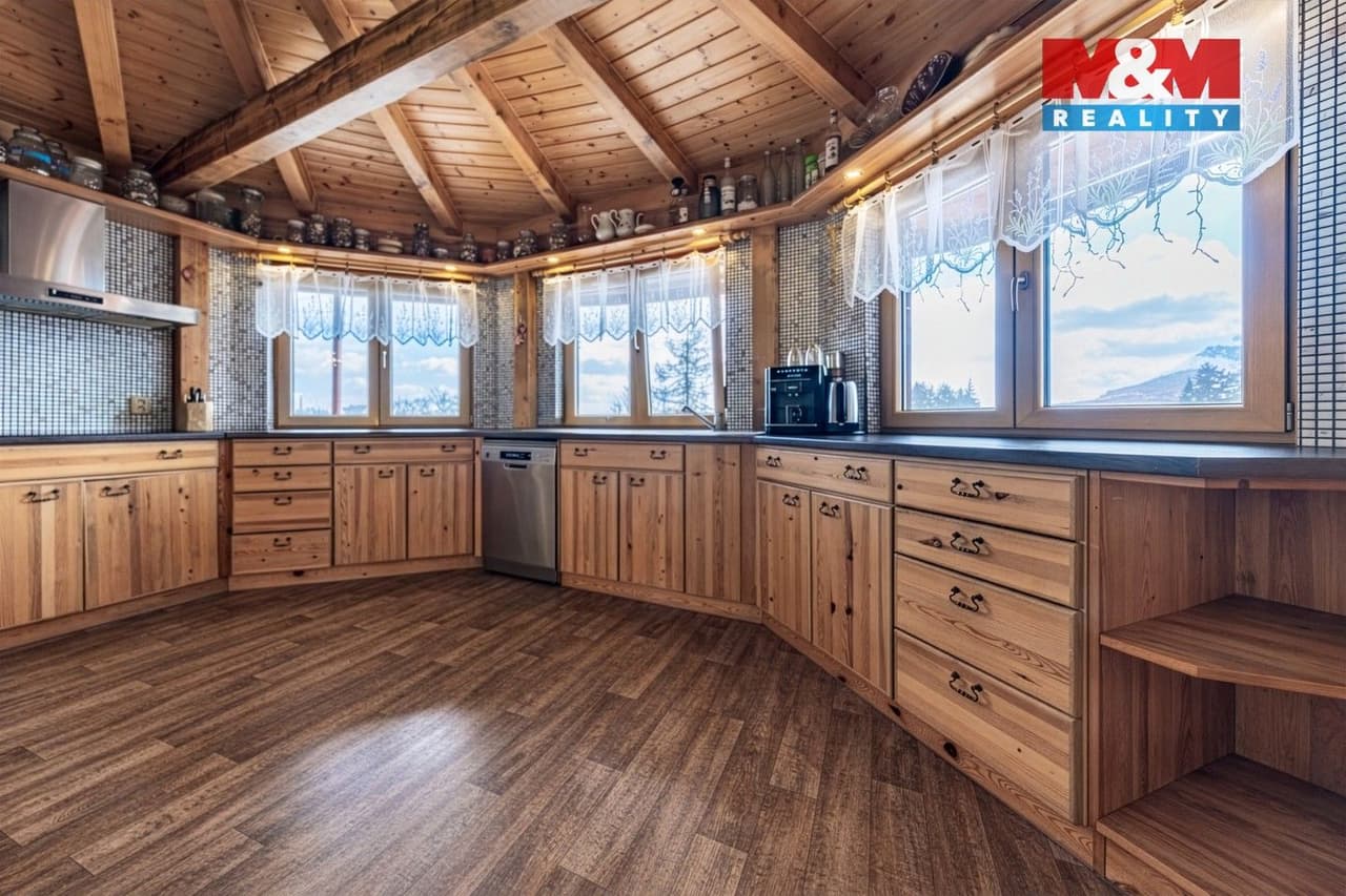 Prodej domu 384 m²