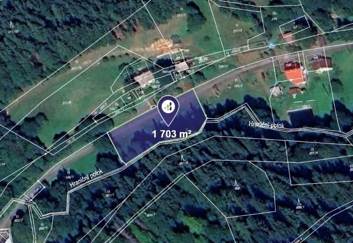 Prodej pozemku 1703 m²