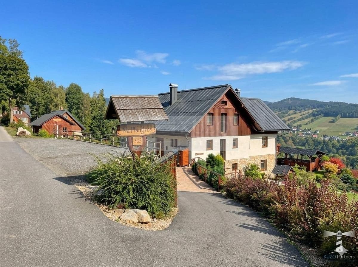 Prodej nemovitosti 345 m²