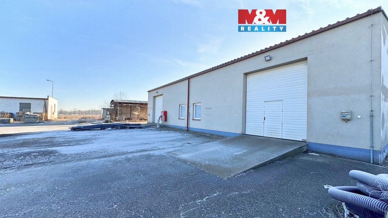 Pronájem komerčního prostoru 175 m²