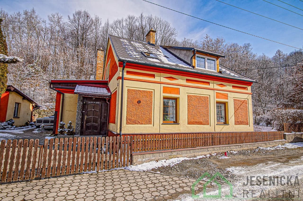 Prodej domu 336 m²