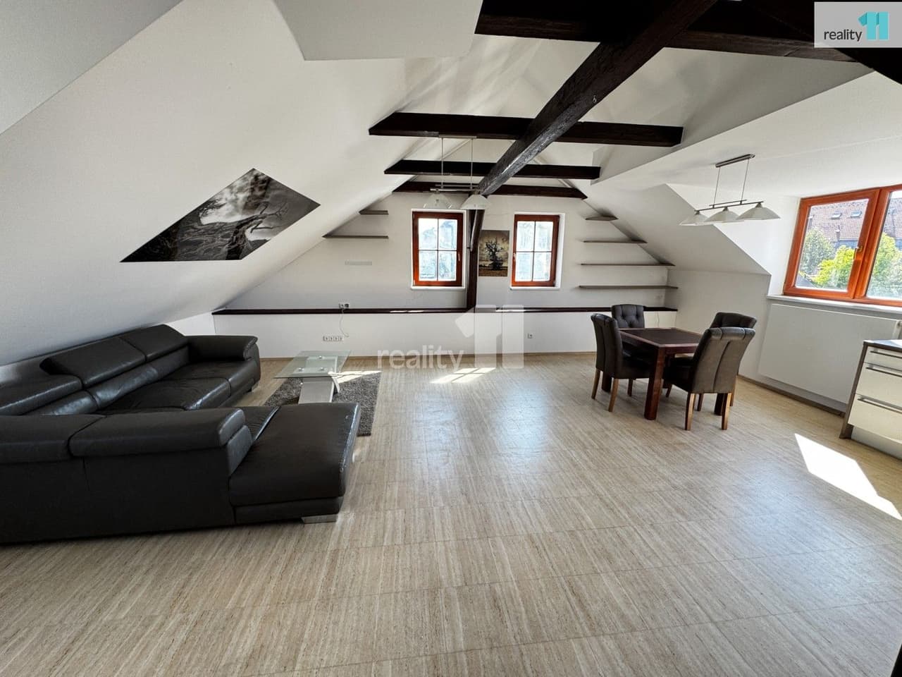 Prodej nemovitosti 541 m²