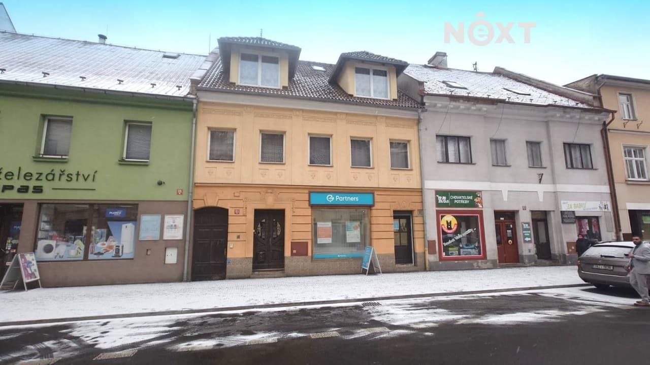 Prodej nemovitosti 470 m²