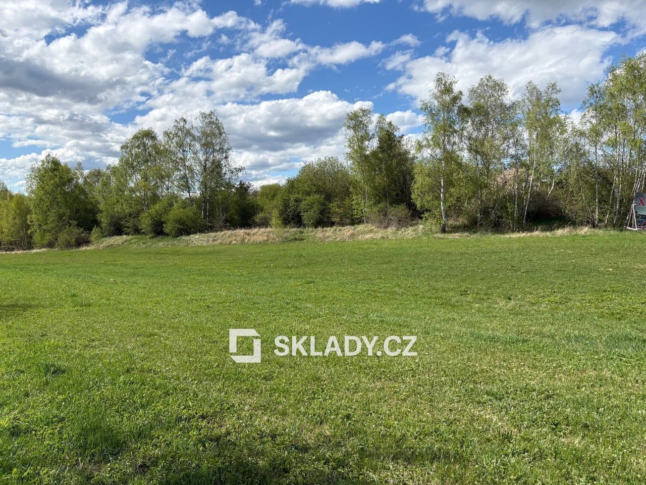 Prodej pozemku 13700 m²