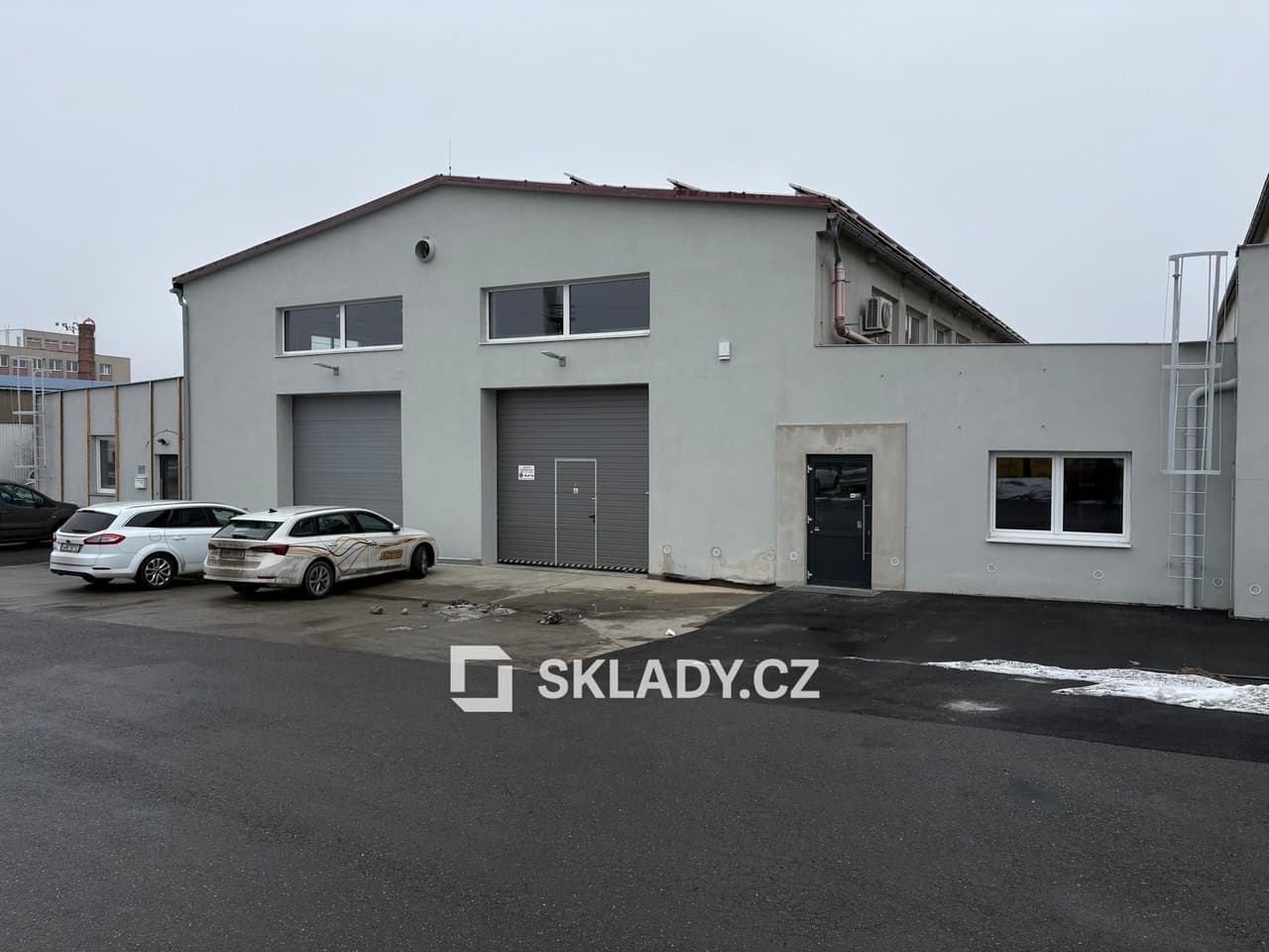 Pronájem komerčního prostoru 730 m²