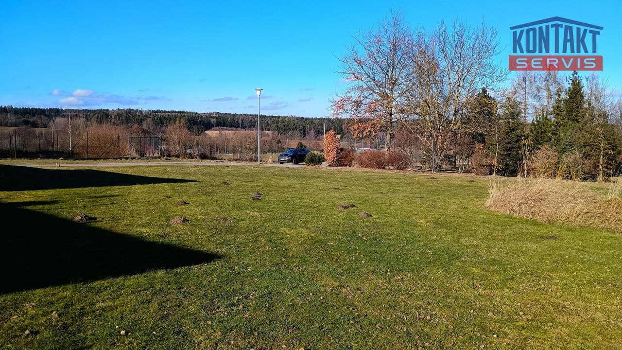 Prodej pozemku 839 m²