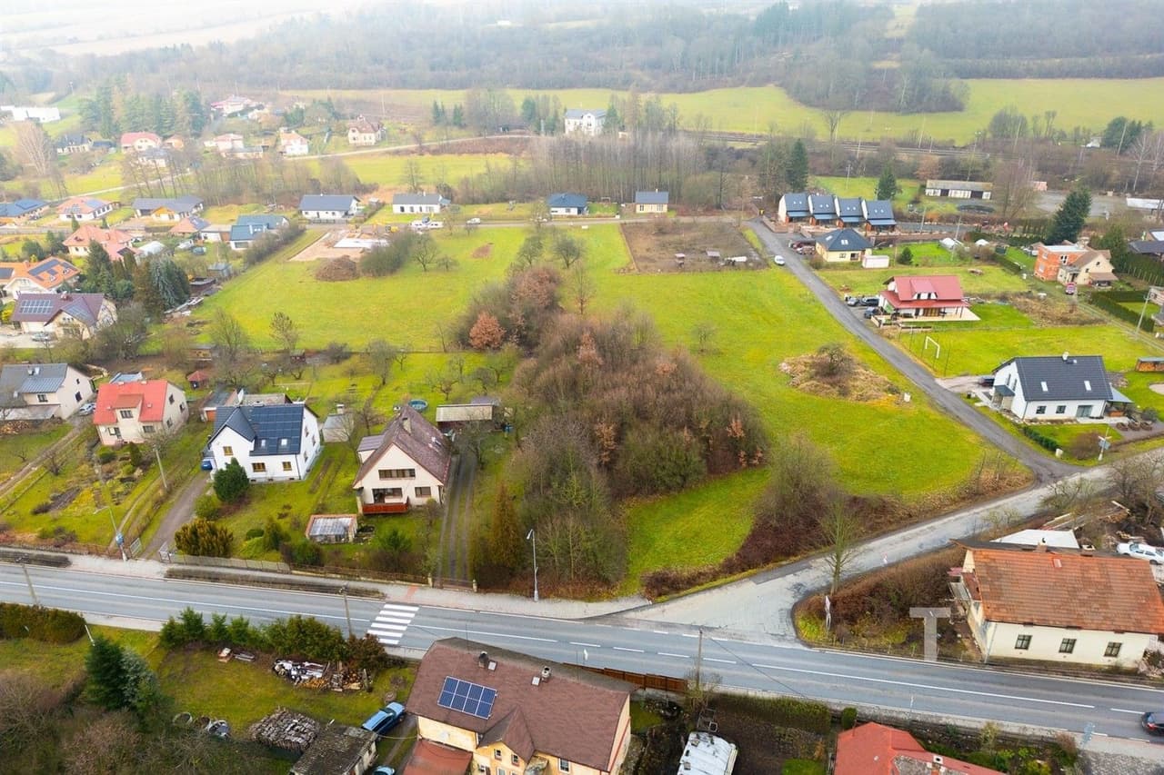Prodej pozemku 1413 m²