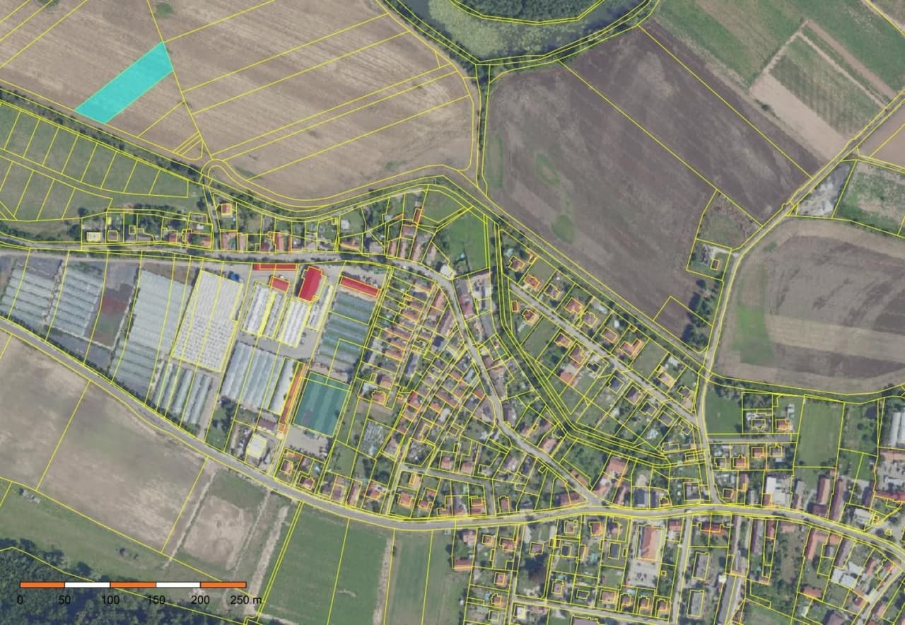 Prodej pozemku 3531 m²