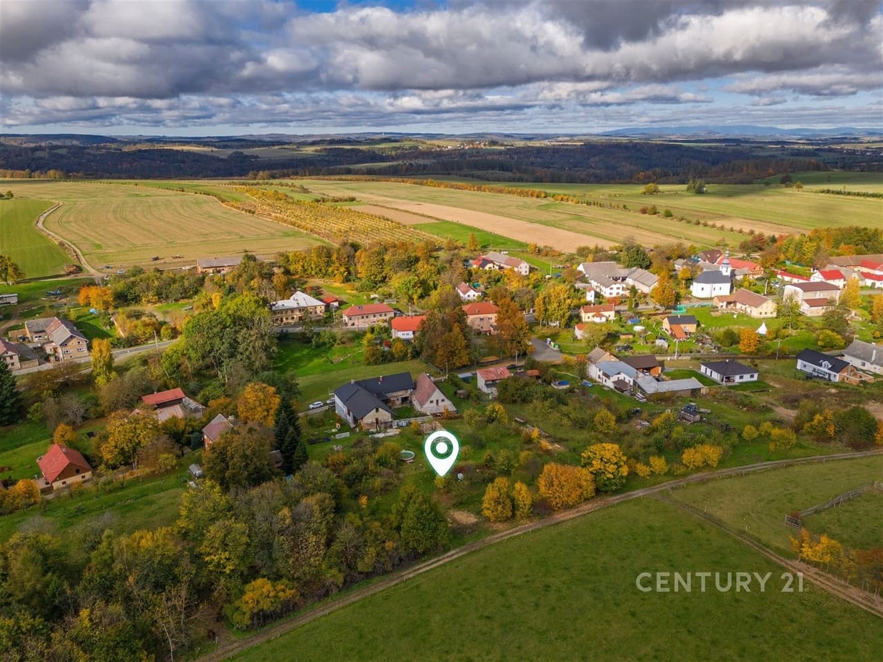 Prodej pozemku 4680 m²