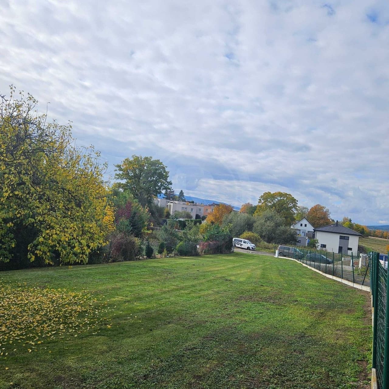 Prodej pozemku 814 m²