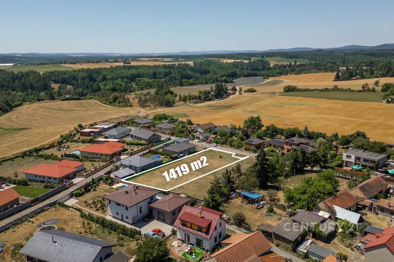 Prodej pozemku 1419 m²