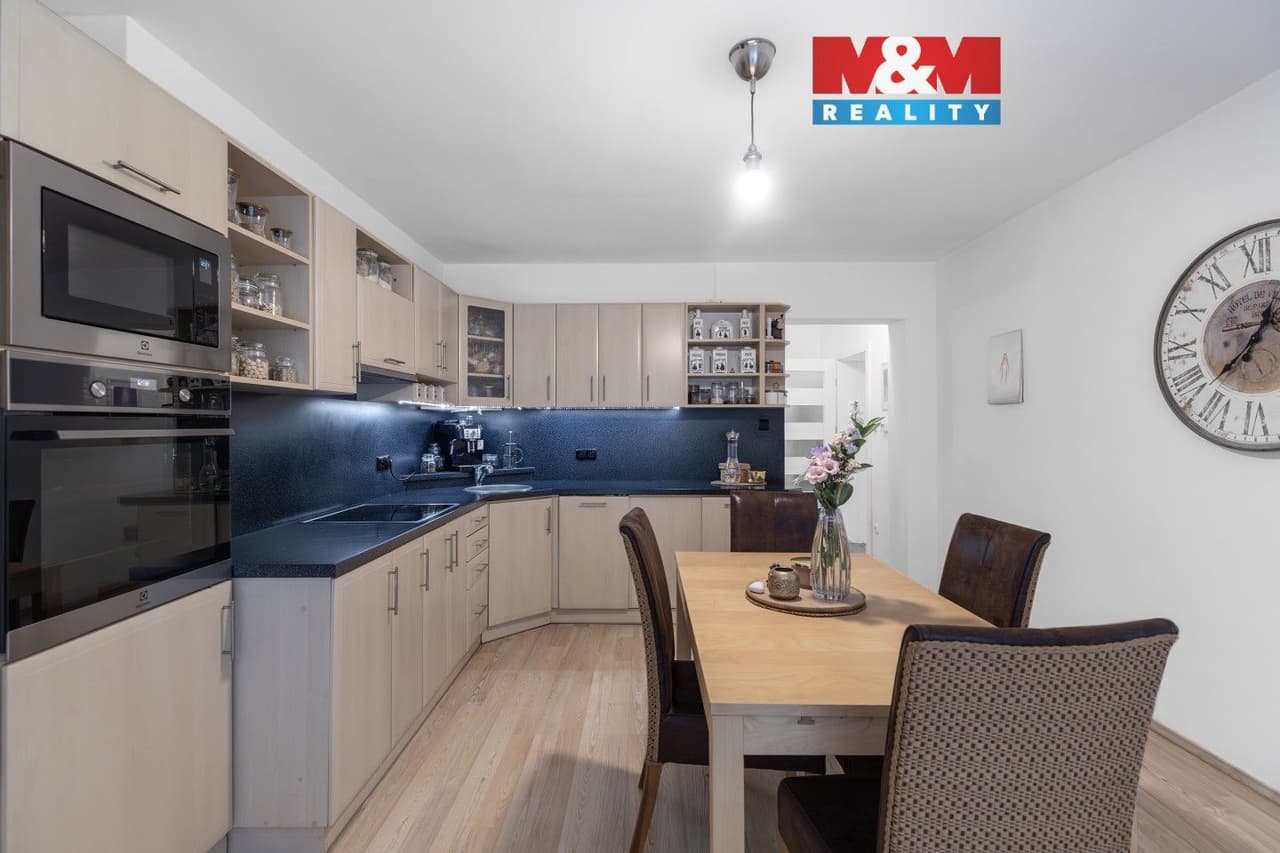 Prodej domu 230 m²