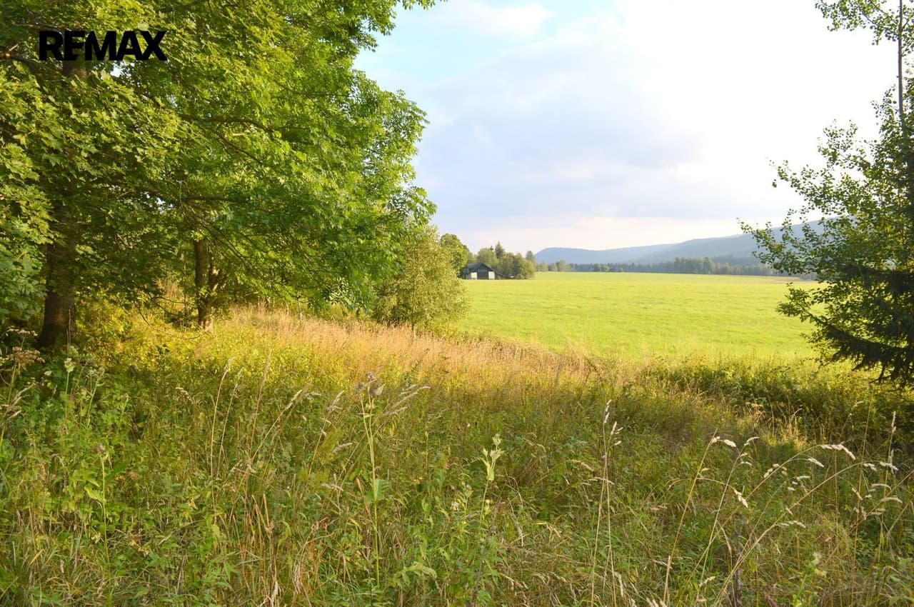 Prodej nemovitosti 8040 m²