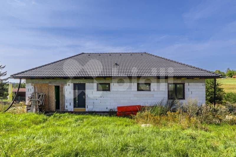 Prodej pozemku 1344 m²