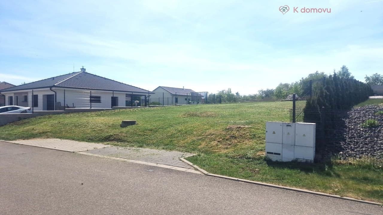 Prodej pozemku 684 m²