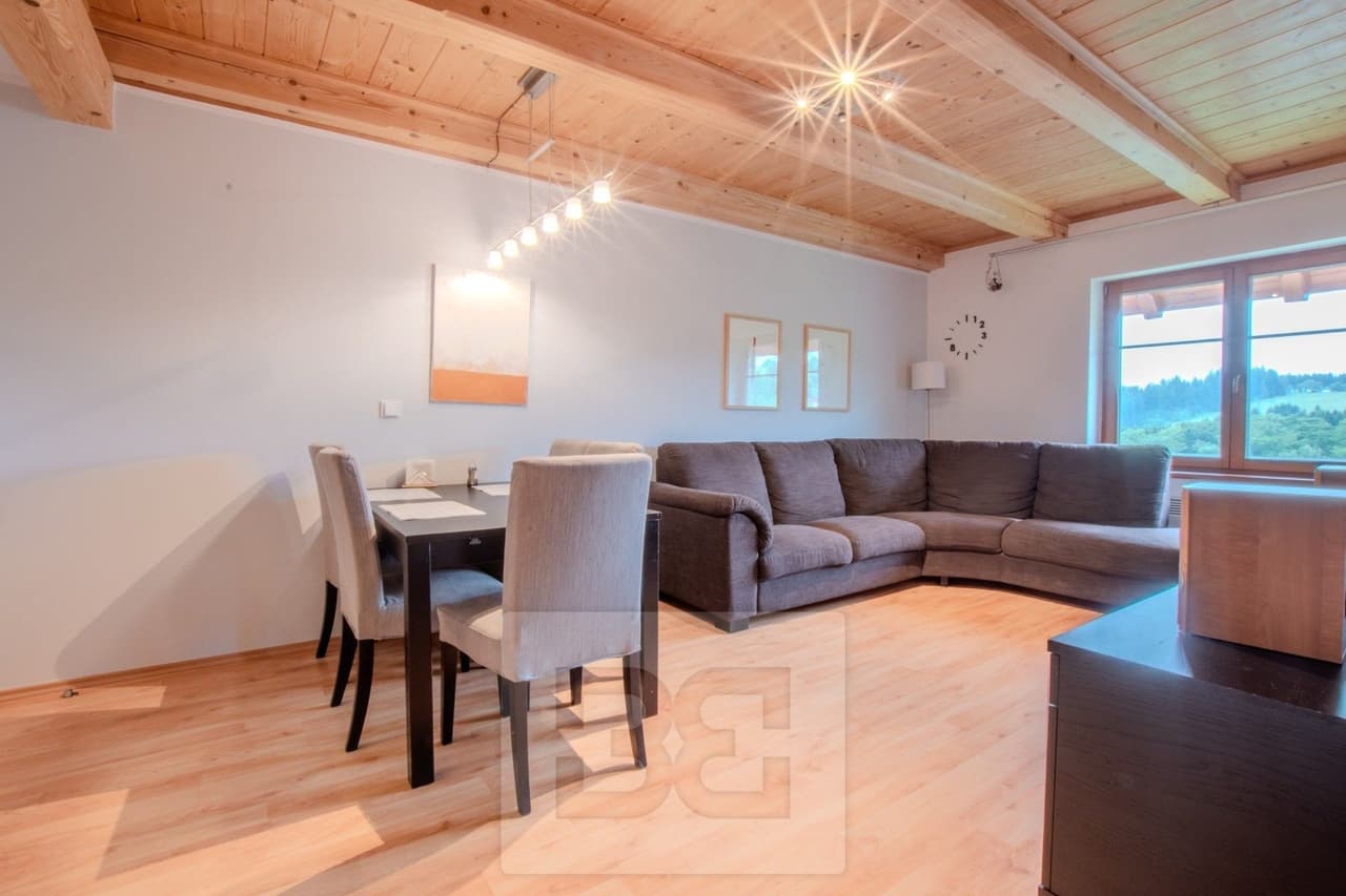 Pronájem bytu 3+kk 74 m²
