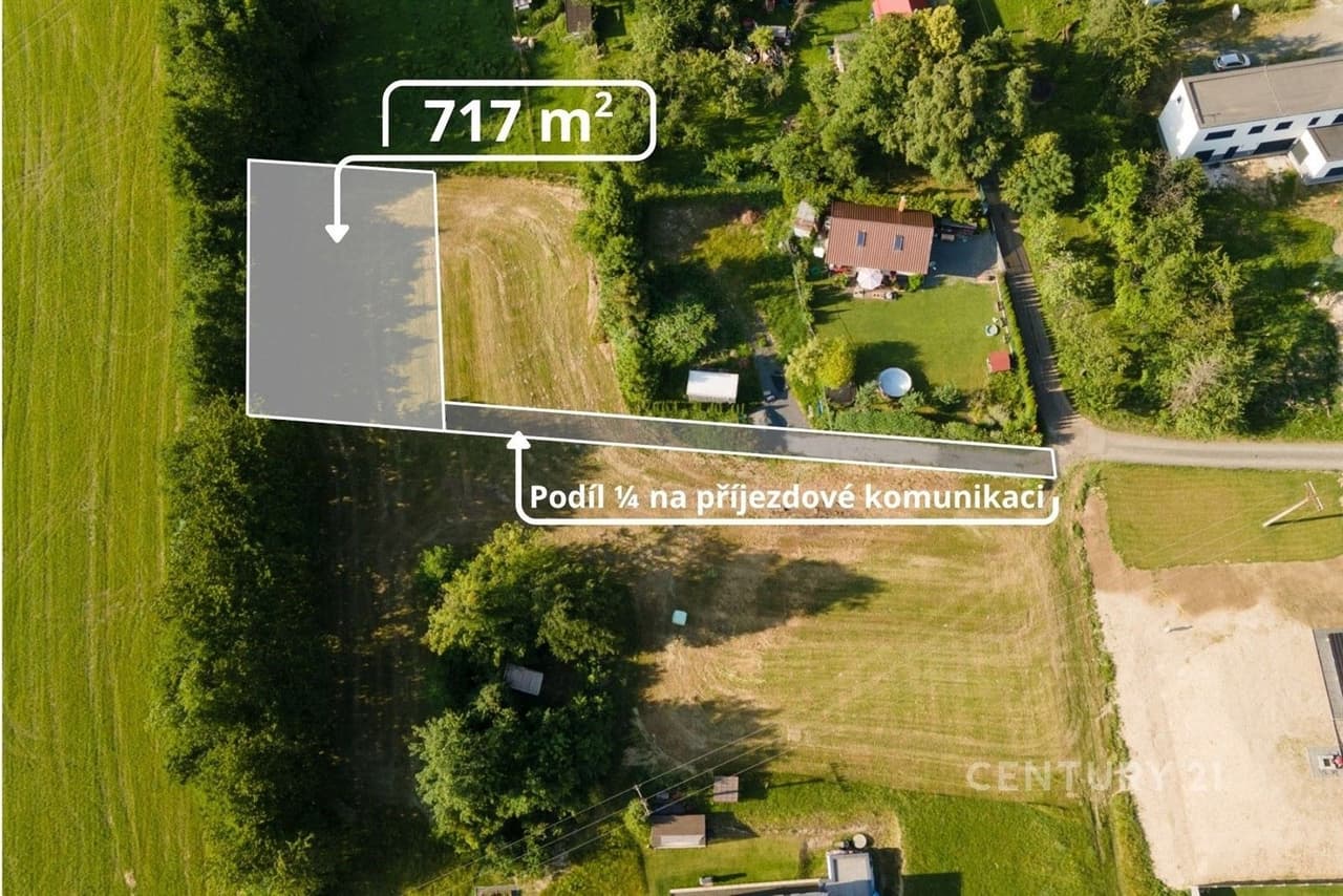 Prodej pozemku 717 m²