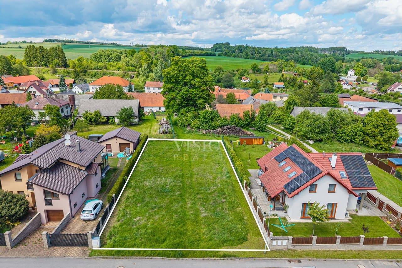 Prodej pozemku 893 m²