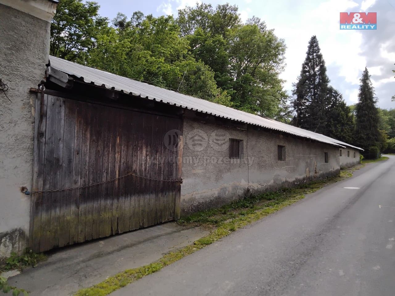 Prodej komerčního prostoru 380 m²