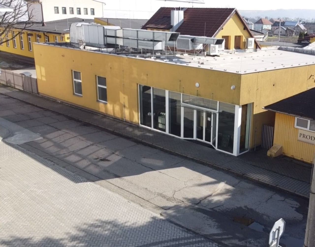 Prodej komerčního prostoru 420 m²