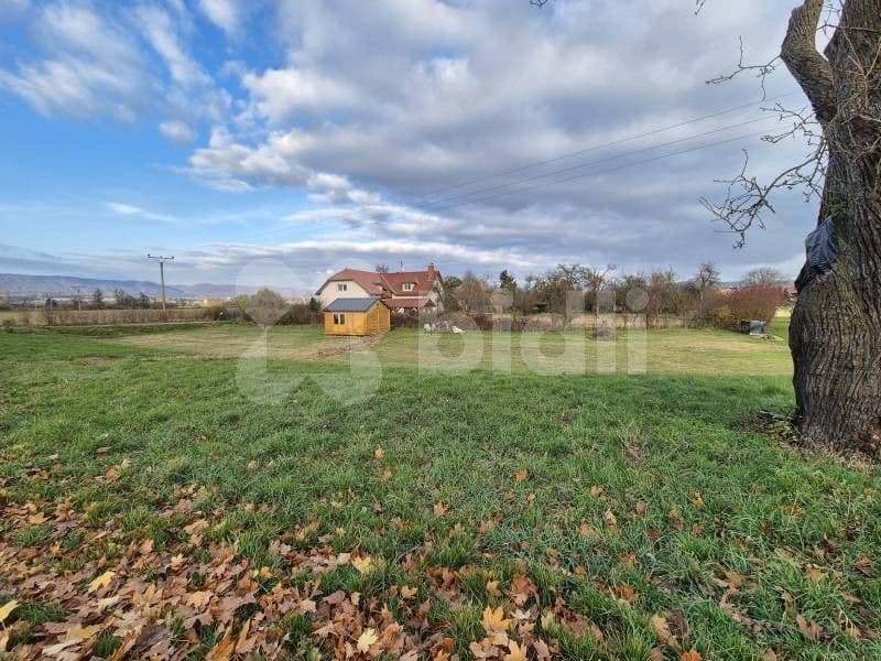 Prodej pozemku 637 m²