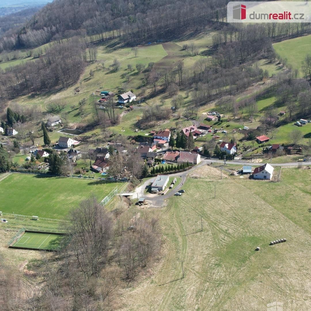 Prodej pozemku 1263 m²