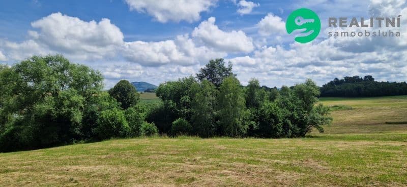 Prodej pozemku 1122 m²