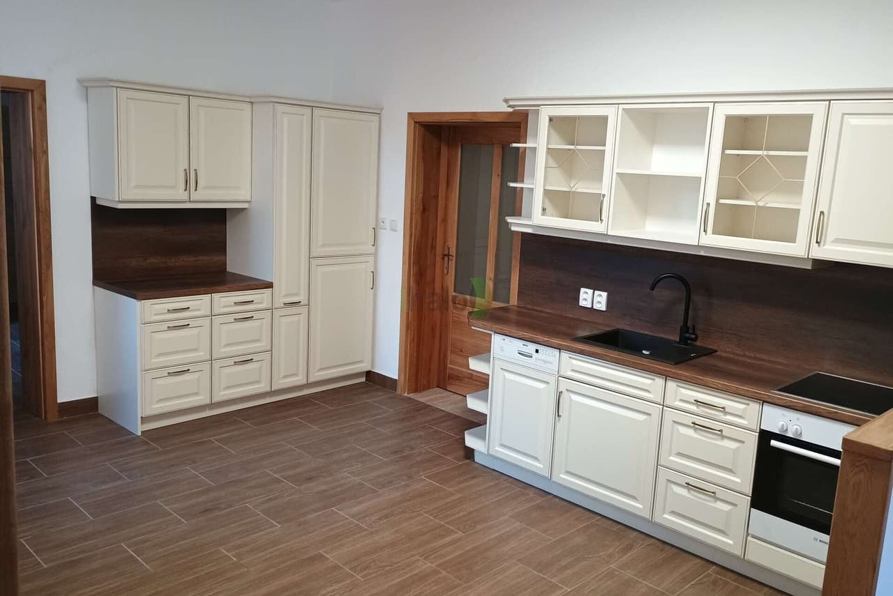 Pronájem bytu 3+kk 72 m²