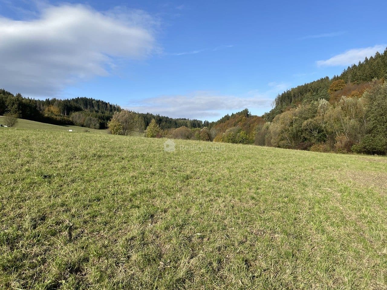 Prodej pozemku 4762 m²