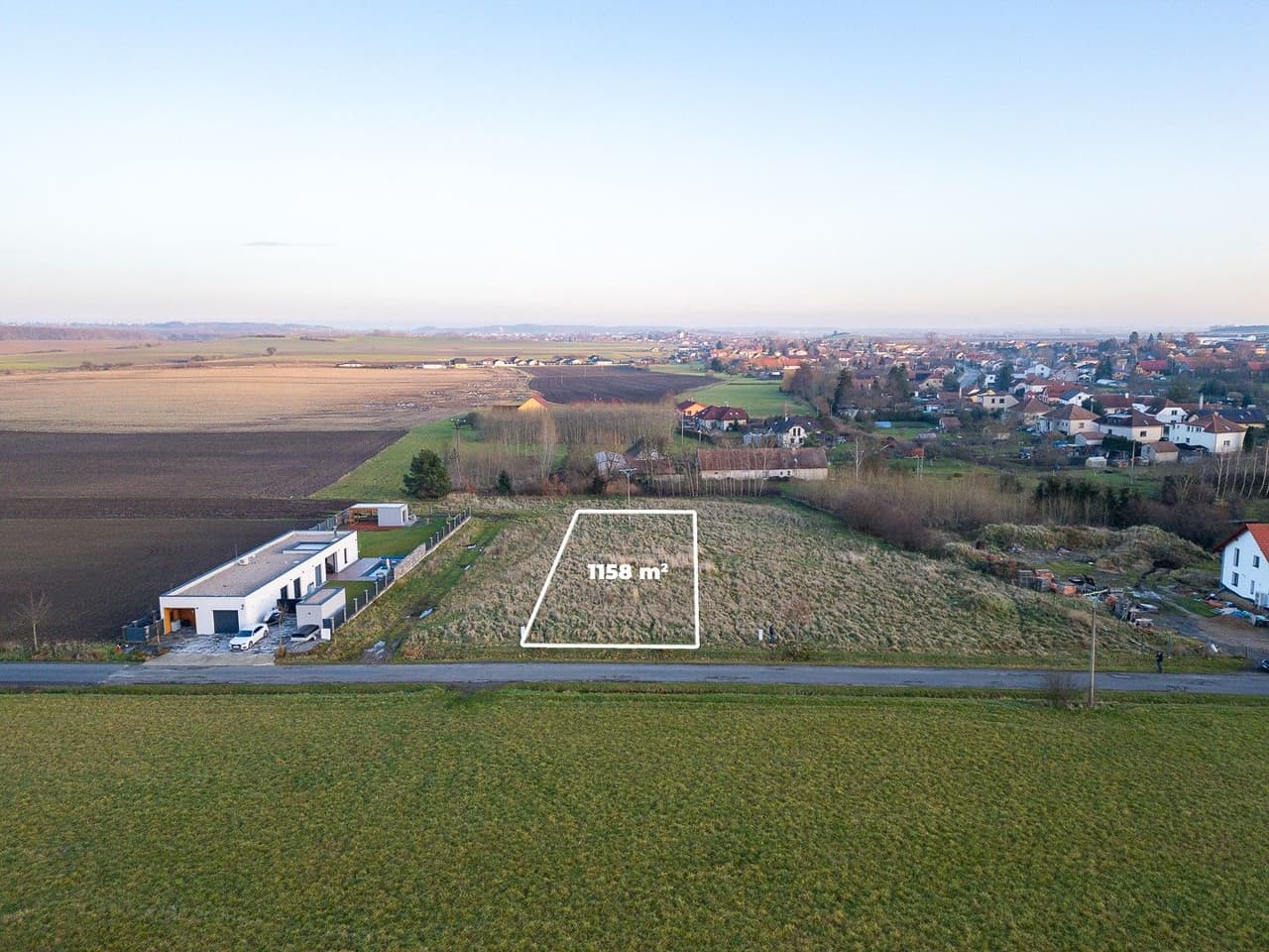 Prodej pozemku 1158 m²