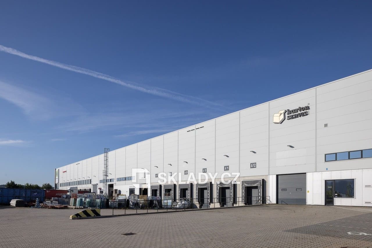 Pronájem komerčního prostoru 6000 m²