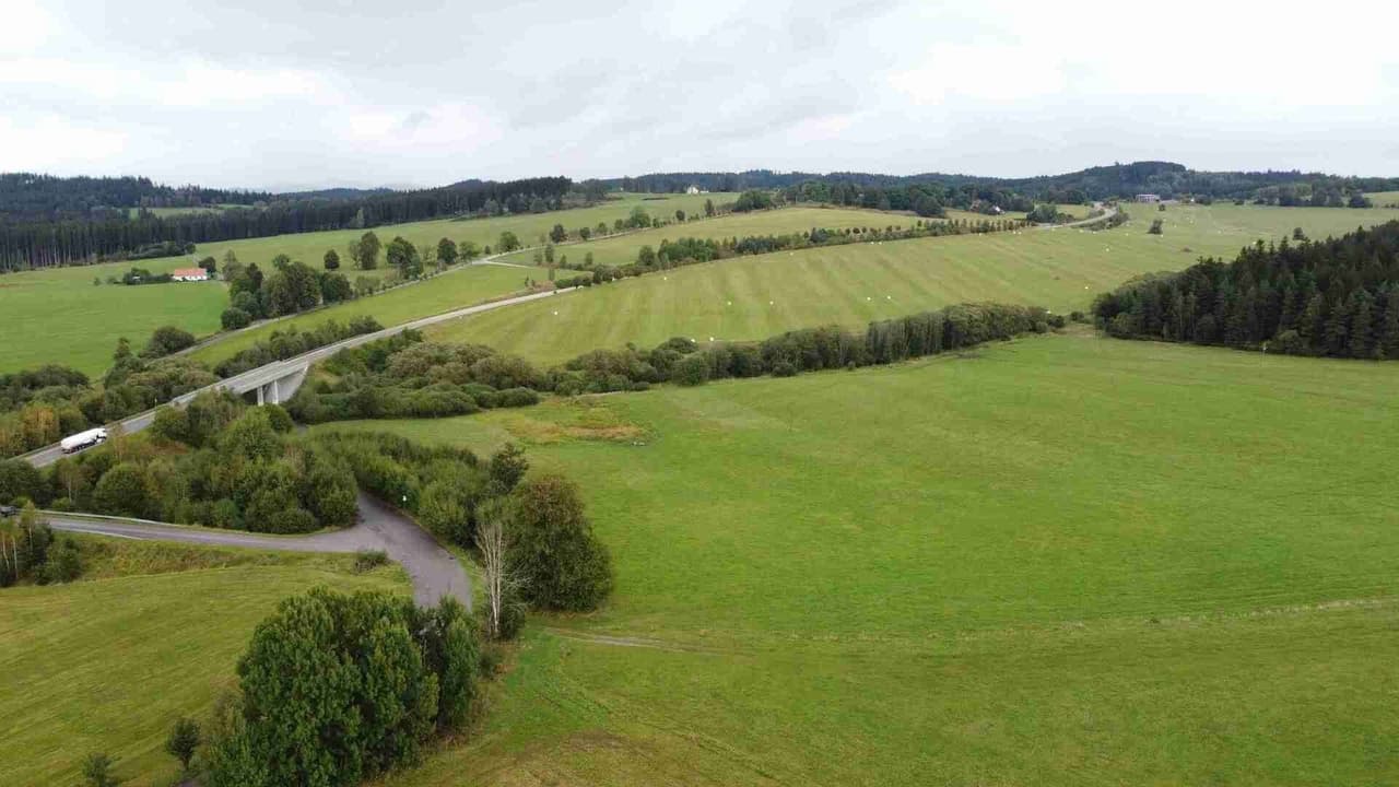 Prodej pozemku 6174 m²