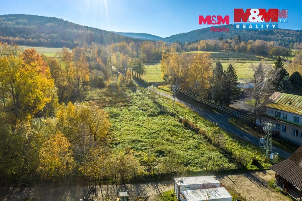Prodej pozemku 902 m²
