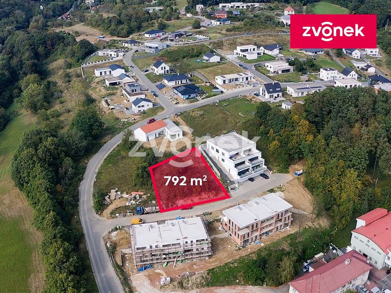 Prodej pozemku 792 m²
