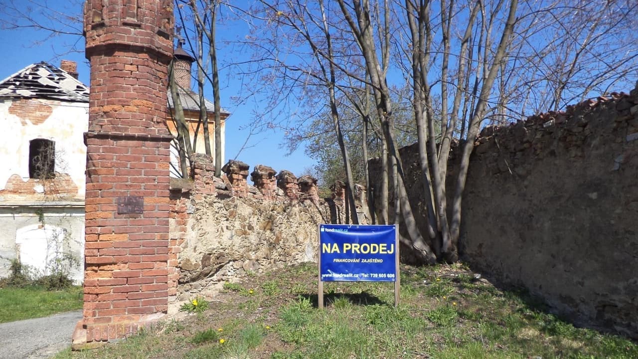 Prodej pozemku 3986 m²