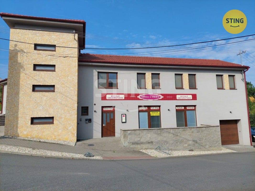 Pronájem komerčního prostoru 108 m²