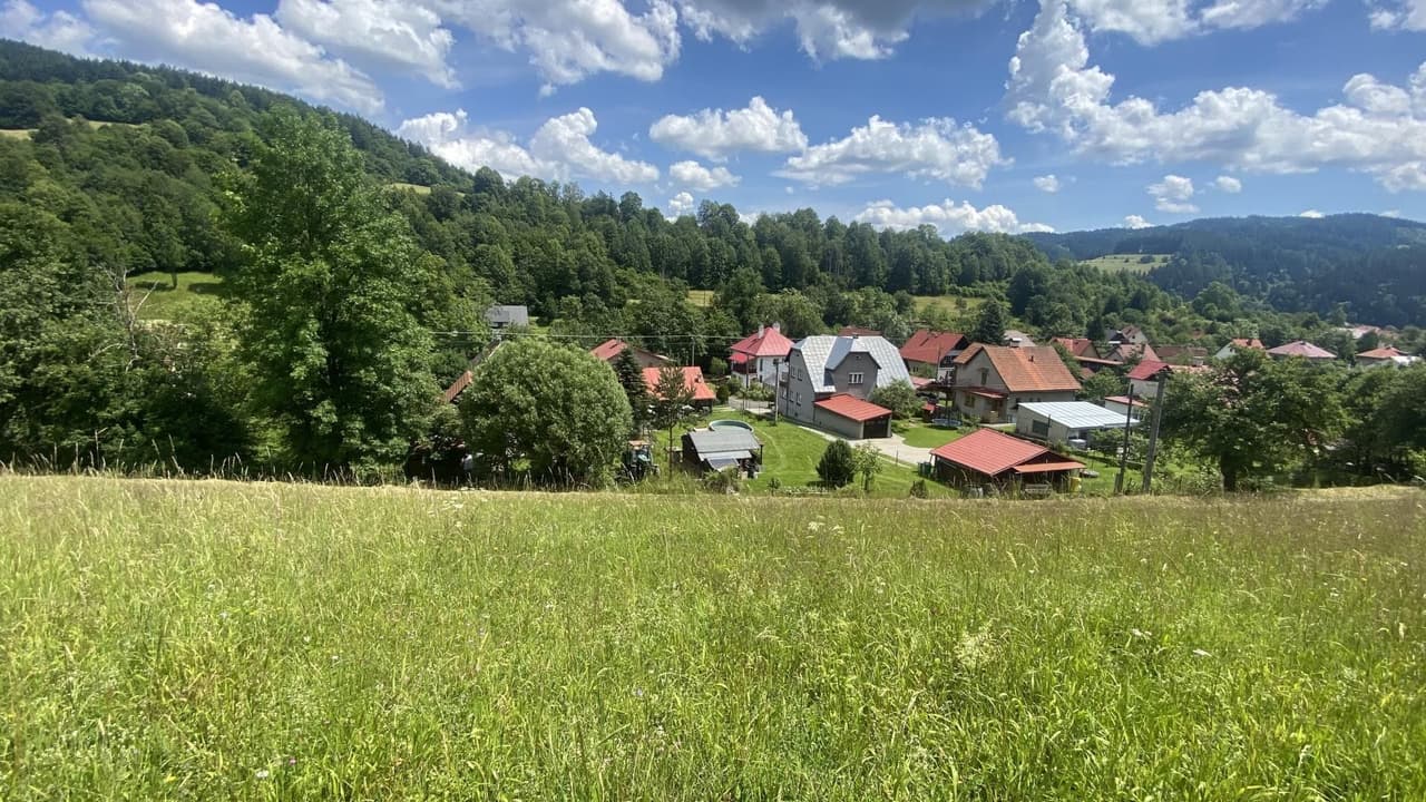Prodej pozemku 1053 m²