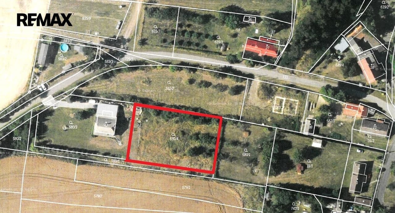 Prodej pozemku 1875 m²