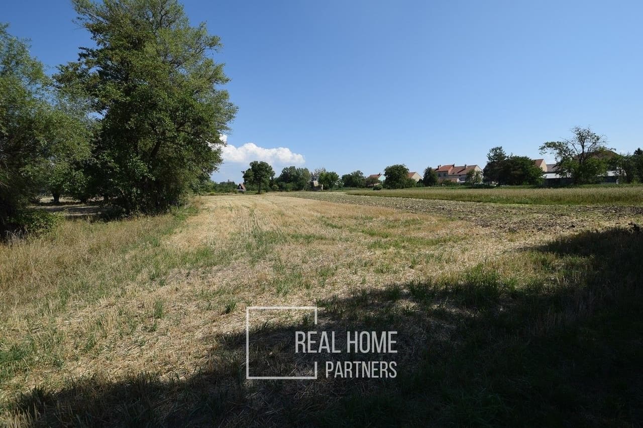 Prodej pozemku 3450 m²