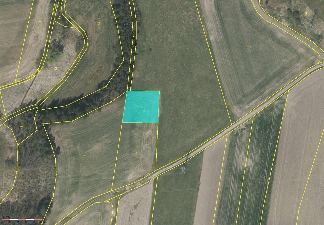 Prodej pozemku 1690 m²