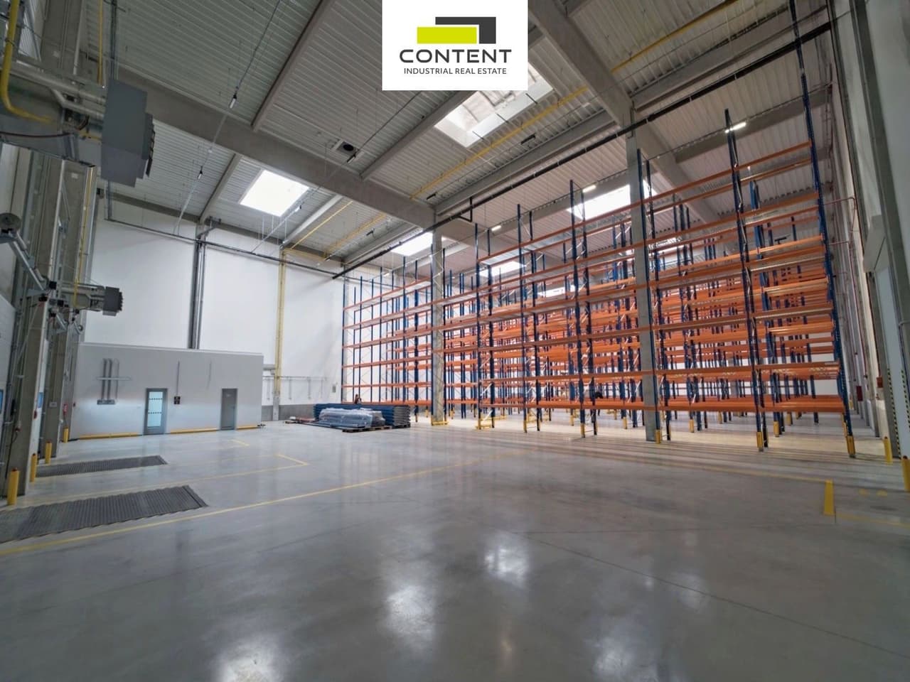 Pronájem komerčního prostoru 2662 m²