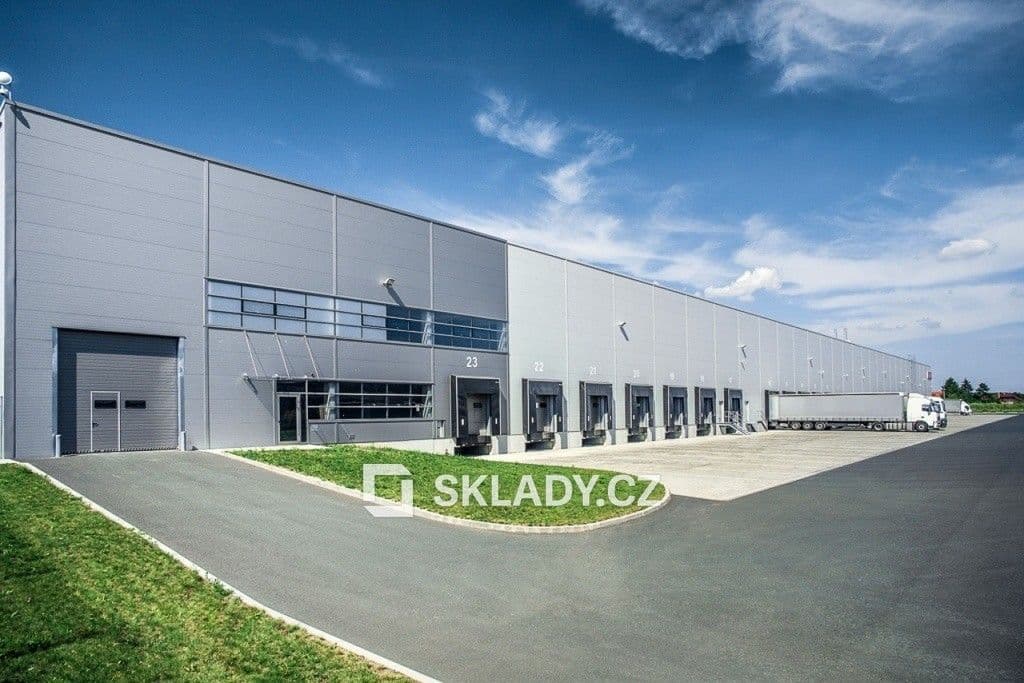 Pronájem komerčního prostoru 5000 m²