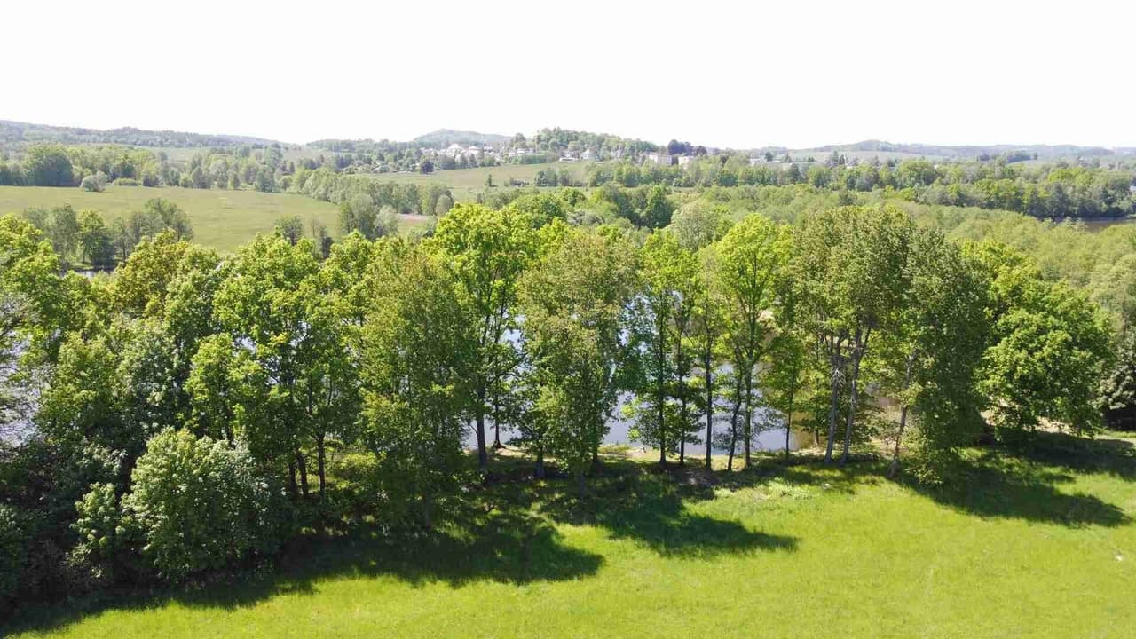 Prodej pozemku 1989 m²