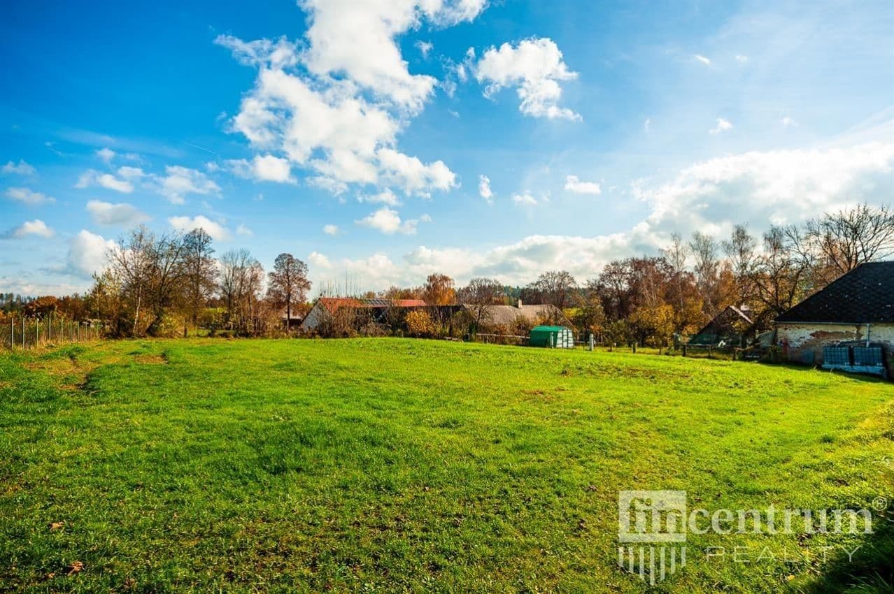 Prodej pozemku 1123 m²